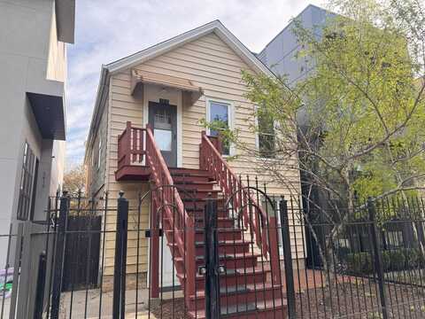 1819 W Erie Street, Chicago, IL 60622
