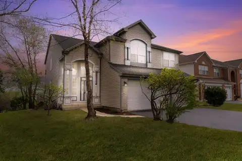 59 Amber Court, Lindenhurst, IL 60046