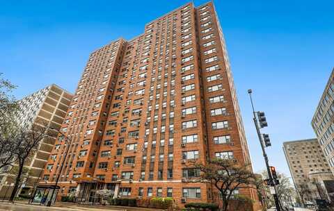 2909 N Sheridan Road, Chicago, IL 60657