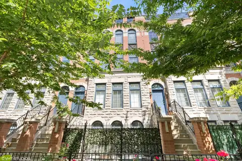 362 W Huron Street, Chicago, IL 60654
