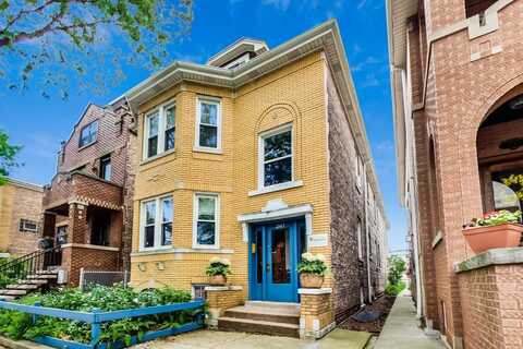 2143 W Superior Street, Chicago, IL 60612