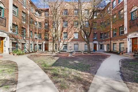 1820 W Chase Avenue, Chicago, IL 60626