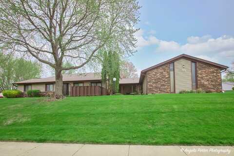 414 Waters Edge Drive, McHenry, IL 60050