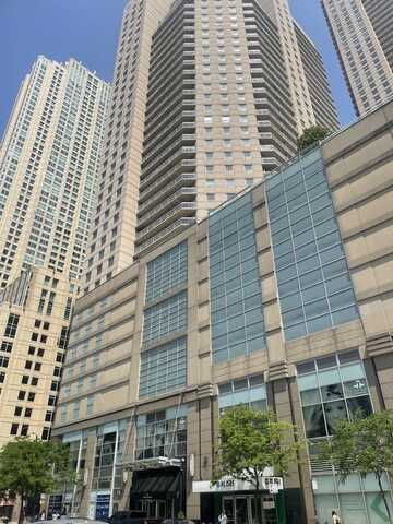 545 N Dearborn Street, Chicago, IL 60654