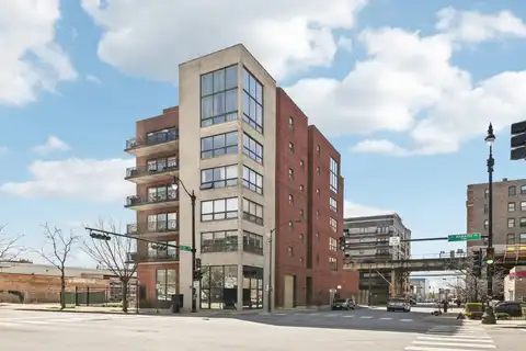 1600 S Wabash Avenue, Chicago, IL 60616