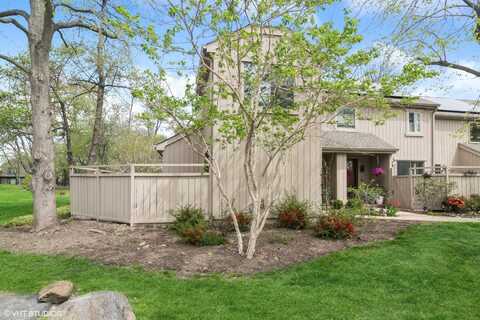 571 N Old Barn Road, Lake Barrington, IL 60010
