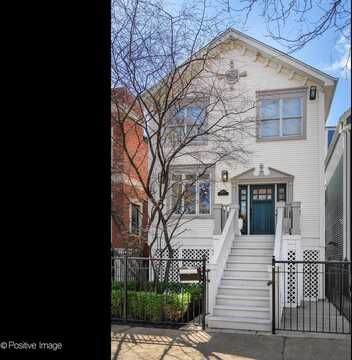 1909 W George Street, Chicago, IL 60657