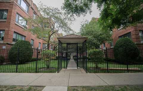 918 W Sunnyside Avenue, Chicago, IL 60640