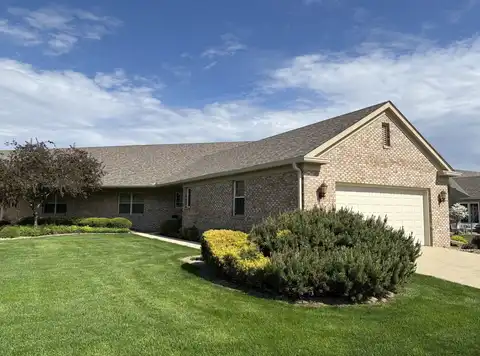 2302 S Myra Ridge Drive, Urbana, IL 61802