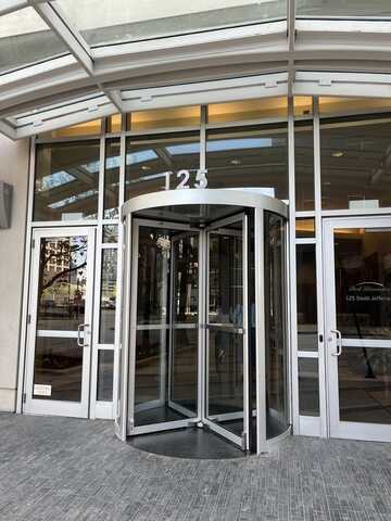 125 S Jefferson Street, Chicago, IL 60661