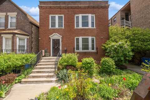 7225 S Yates Boulevard, Chicago, IL 60649