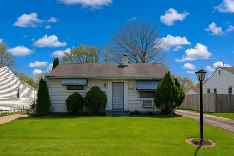 2821 S 11th Avenue, Broadview, IL 60155