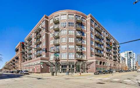 1000 W ADAMS Street, Chicago, IL 60607