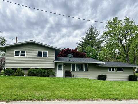 72 Edgelea Drive, Clinton, IL 61727