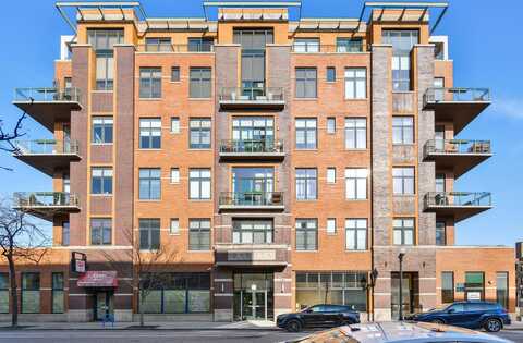 3631 N Halsted Street, Chicago, IL 60613