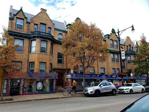 3514 N Broadway Street, Chicago, IL 60657