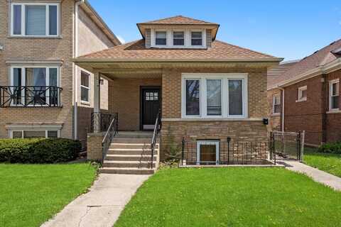 2707 N Mont Clare Avenue, Chicago, IL 60707