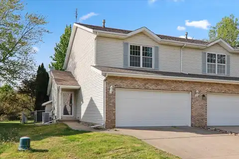 2 Reading Road, Bloomington, IL 61701