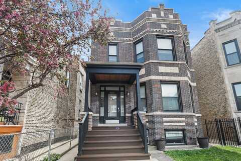 3237 W Cortez Street, Chicago, IL 60651