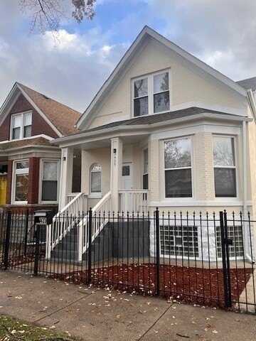 3425 W Carroll Avenue, Chicago, IL 60624