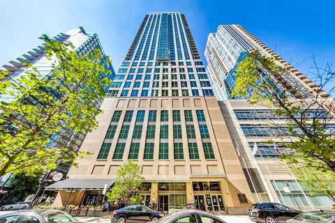 2 E Erie Street, Chicago, IL 60611