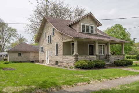 130 N Elm Street, Leland, IL 60531