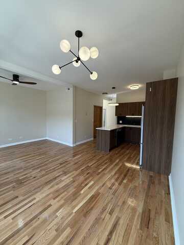 3476 S Archer Avenue, Chicago, IL 60608