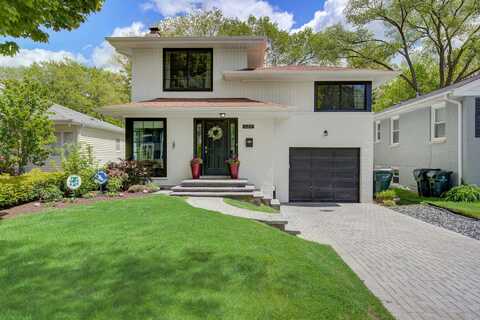 627 Beaver Road, Glenview, IL 60025