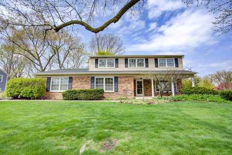 809 S Charles Avenue, Naperville, IL 60540