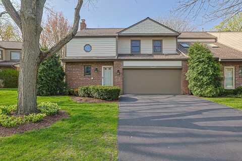 23w479 Green Trails Drive, Naperville, IL 60540
