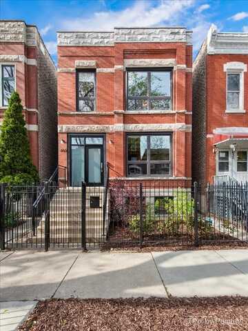 2636 W Crystal Street, Chicago, IL 60622