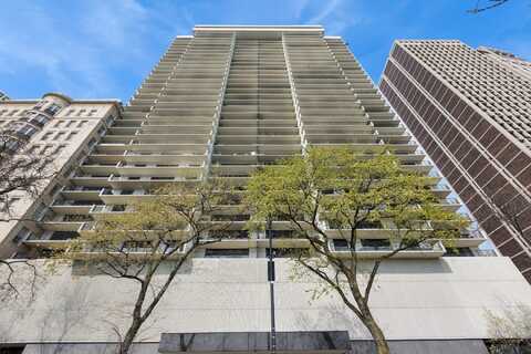1212 N Lake Shore Drive, Chicago, IL 60610