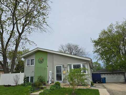 654 Easy Street, Glendale Heights, IL 60139