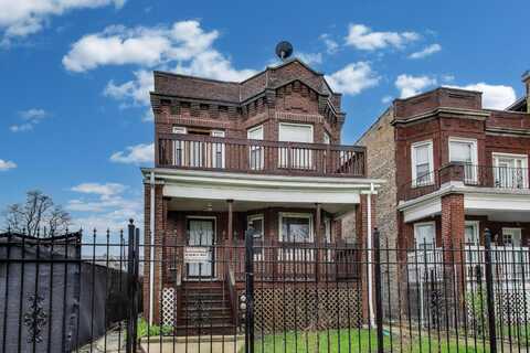 3509 W Franklin Boulevard, Chicago, IL 60624