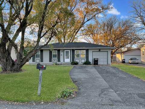 1815 Beach Road, McHenry, IL 60050
