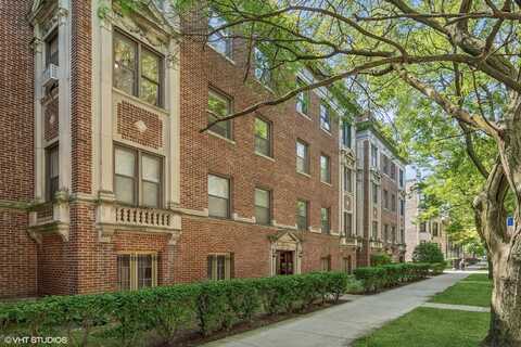 1151 E Hyde Park Boulevard, Chicago, IL 60615