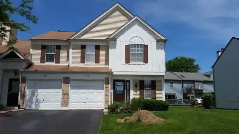 118 W 67th Street, Westmont, IL 60559