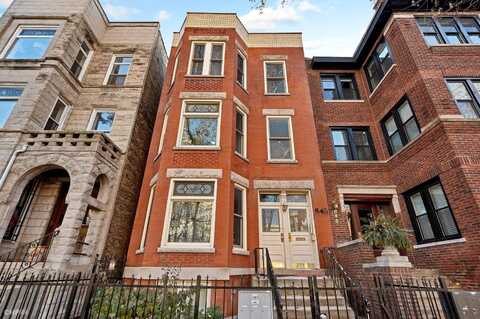 843 W Newport Avenue, Chicago, IL 60657