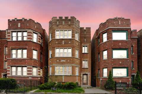 7711 S Essex Avenue, Chicago, IL 60649