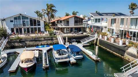 3854 Humboldt Drive, Huntington Beach, CA 92649