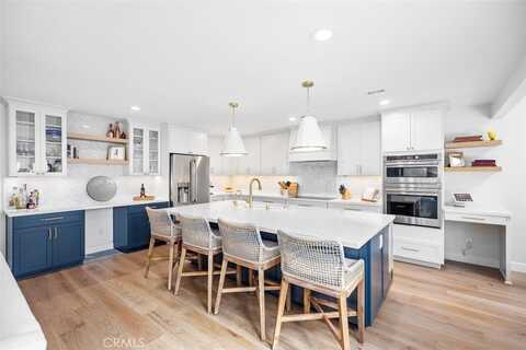 2346 Via Mariposa W, Laguna Woods, CA 92637