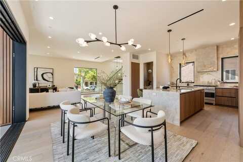 836 Waterloo Street, Los Angeles, CA 90026