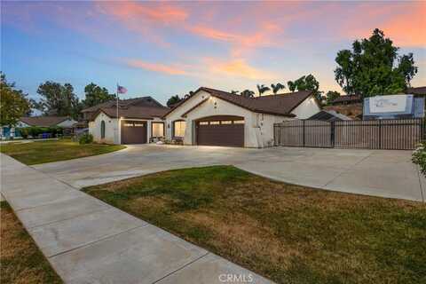 33490 Gene Autry Circle, Yucaipa, CA 92399