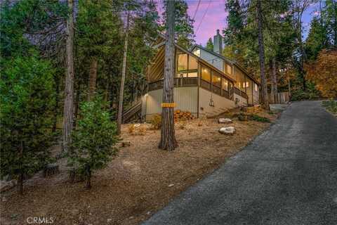 28657 Shenandoah Drive, Lake Arrowhead, CA 92352