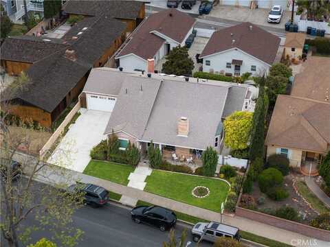 945 10th Street, Huntington Beach, CA 92648