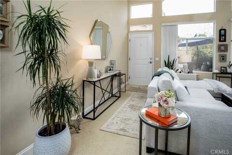 19431 Rue De Valore, Lake Forest, CA 92610
