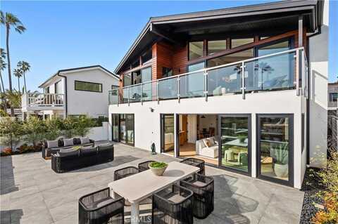4017 Channel Place, Newport Beach, CA 92663