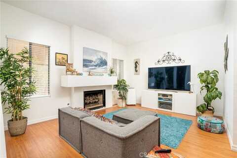 4752 Tiara Drive, Huntington Beach, CA 92649