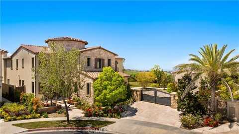 101 Pinnacle Trail, Irvine, CA 92618
