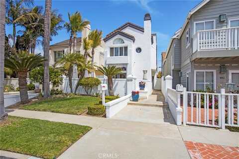 1014 England Street, Huntington Beach, CA 92648